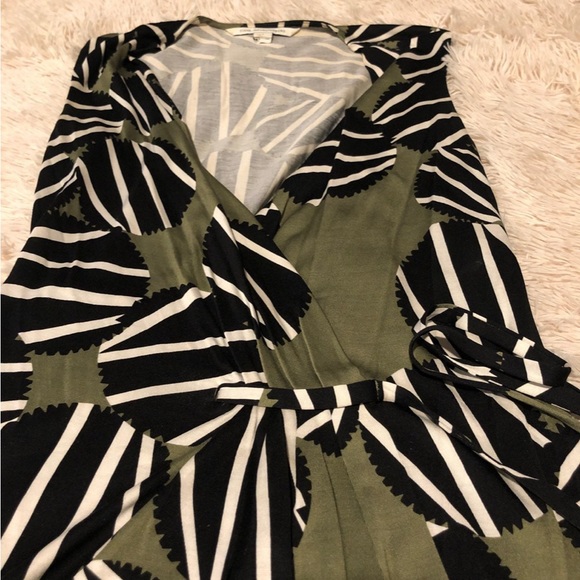 DVF wrap dress - Picture 2 of 3